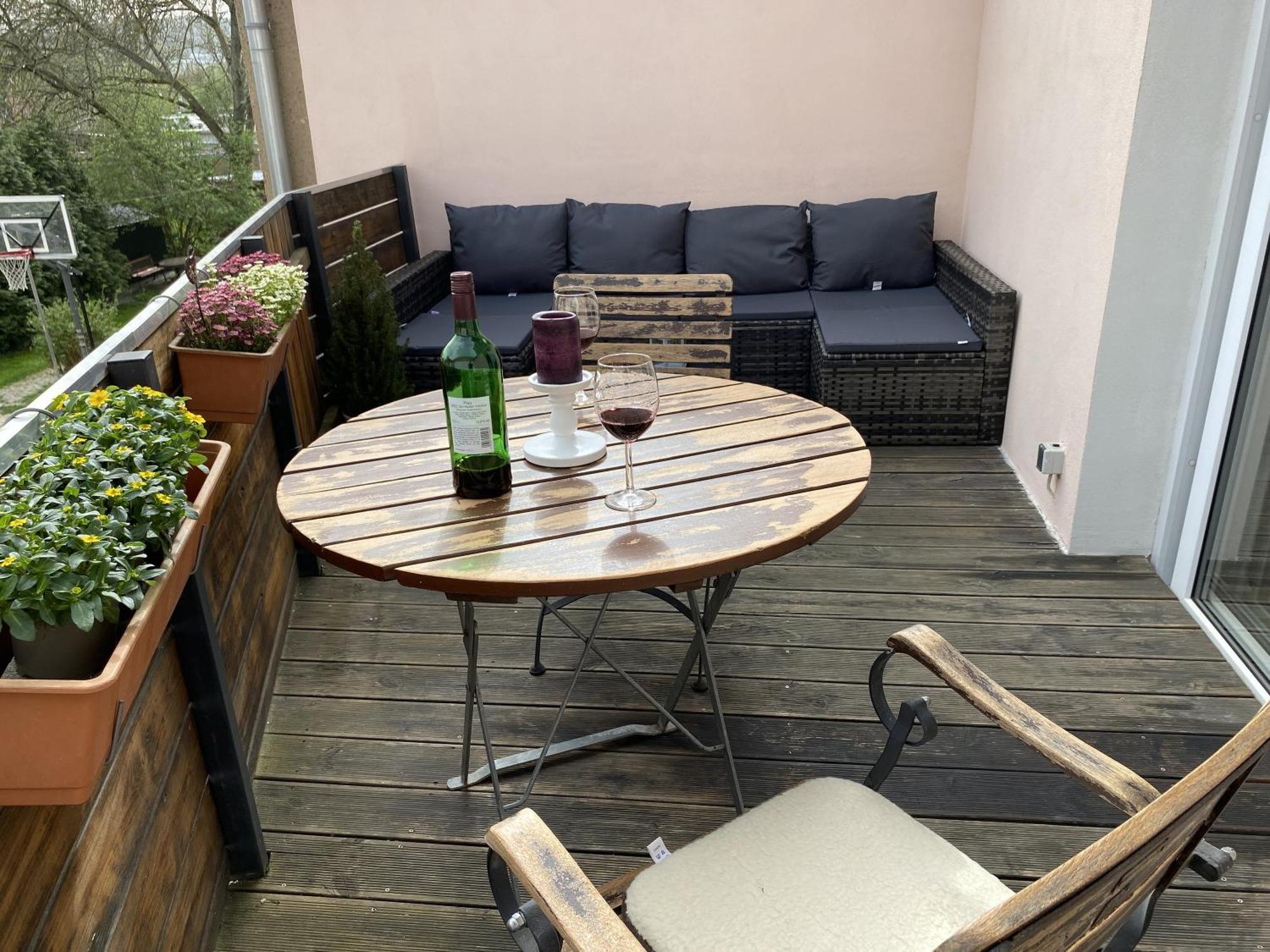 יינה Ferienwohnung Happynest מראה חיצוני תמונה
