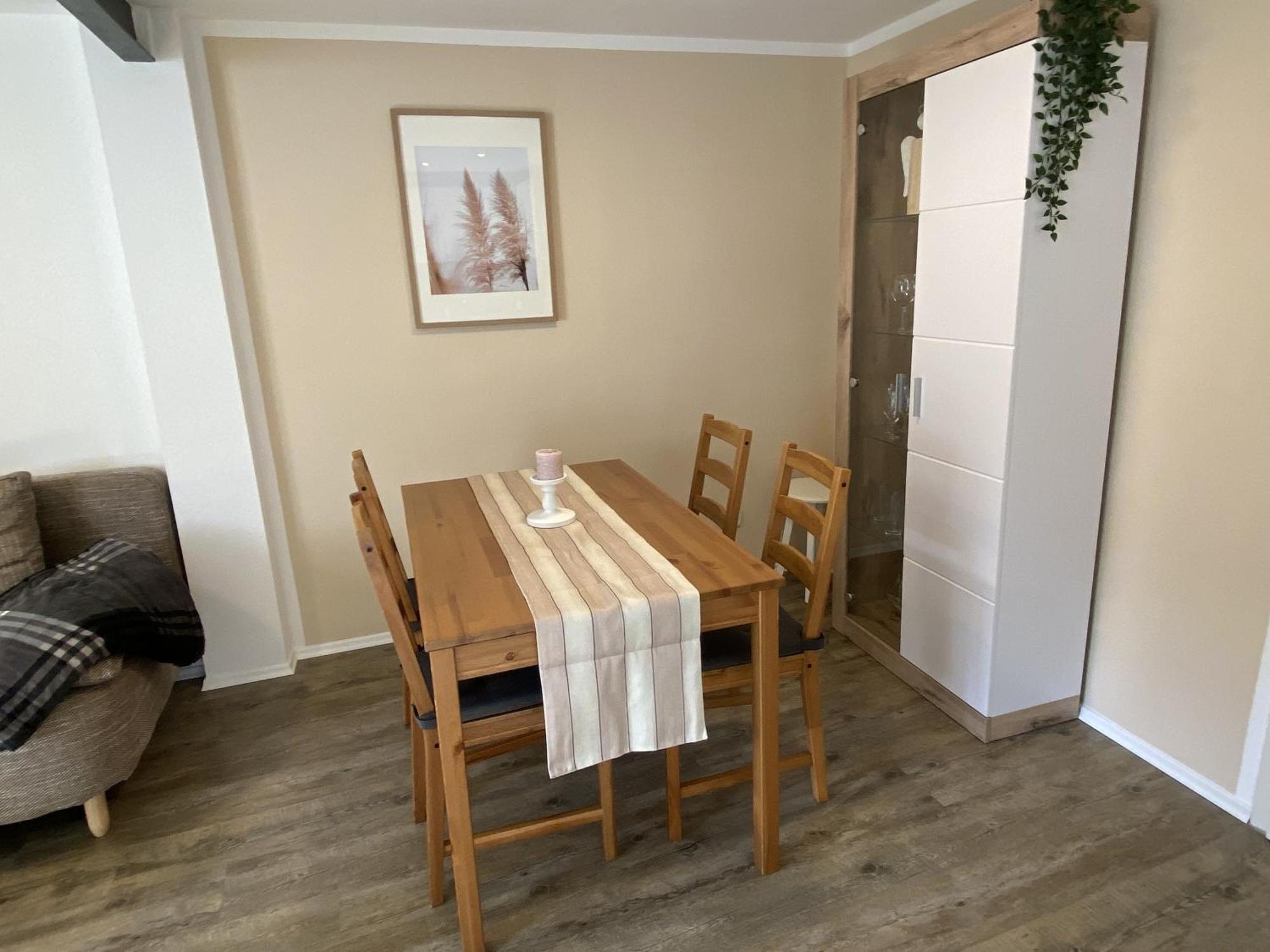 יינה Ferienwohnung Happynest מראה חיצוני תמונה