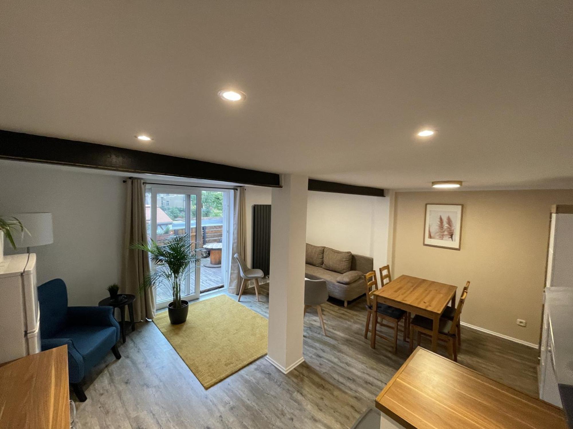יינה Ferienwohnung Happynest מראה חיצוני תמונה